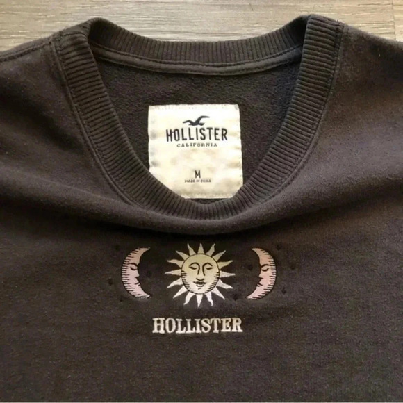 Hollister Womens M Long Sleeve Crew Neck Sweatshirt‎ Ebony Oversized Fit - Picture 2 of 6